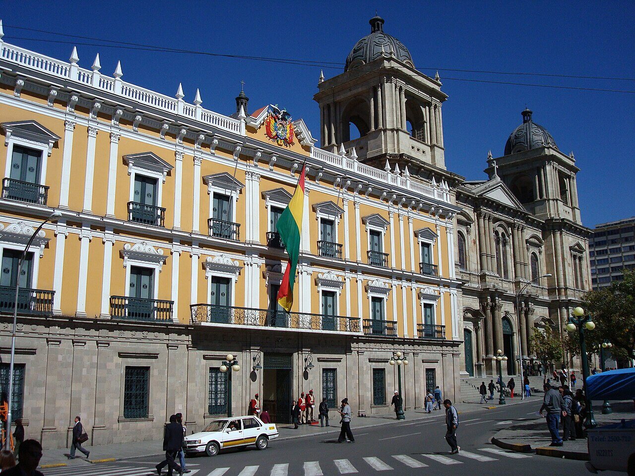 Palacio Quemado e Catedral Metropolitana de La Paz, Bolívia. Foto de arquivo.
