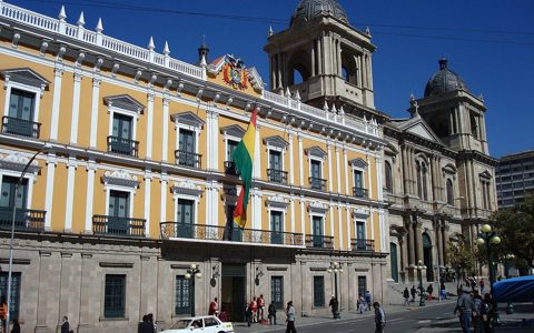 Palacio Quemado e Catedral Metropolitana de La Paz, Bolívia. Foto de arquivo.