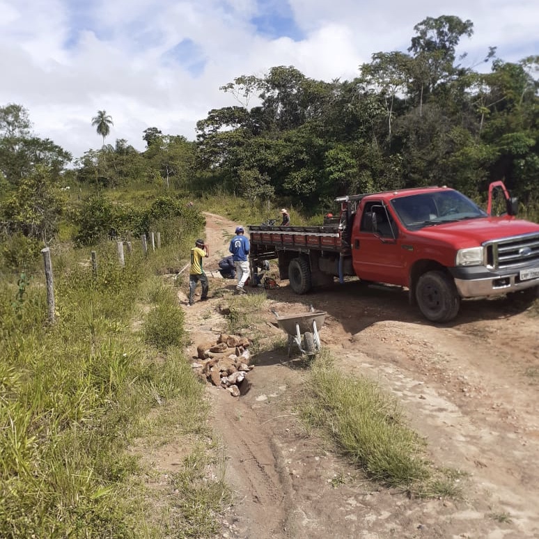 População de Cumaru do Norte faz mutirão para realizar serviços que a prefeitura não executa na região