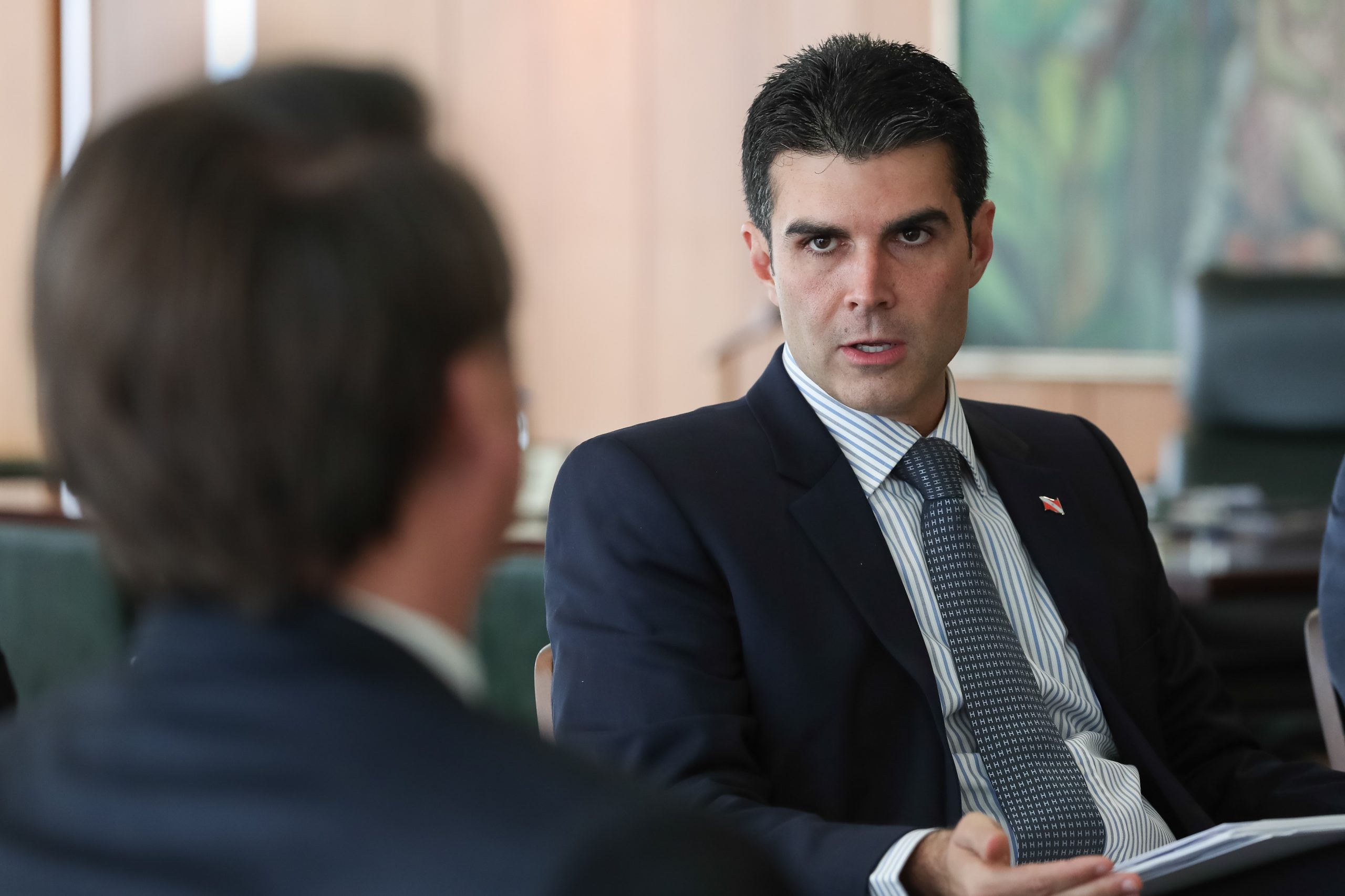“Cadê a proposta?”, diz Helder Barbalho em troca de mensagens com empresário preso por fraude de respiradores