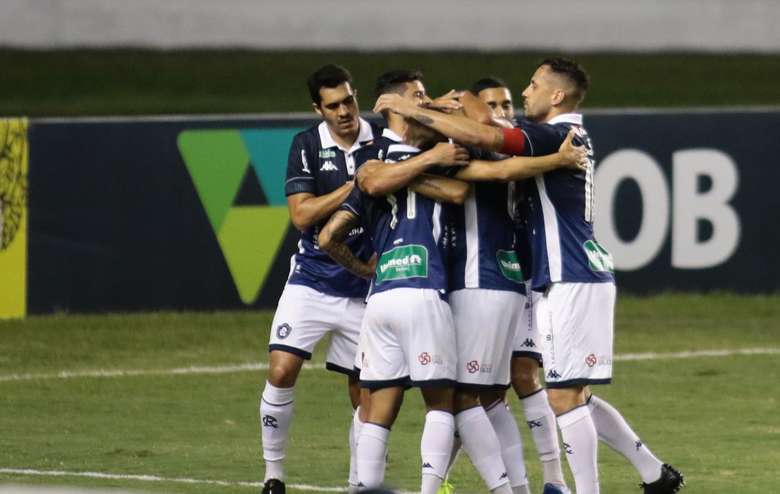 Remo faz 2 a 0 no Manaus e garante a classificação para o quadrangular da Série C