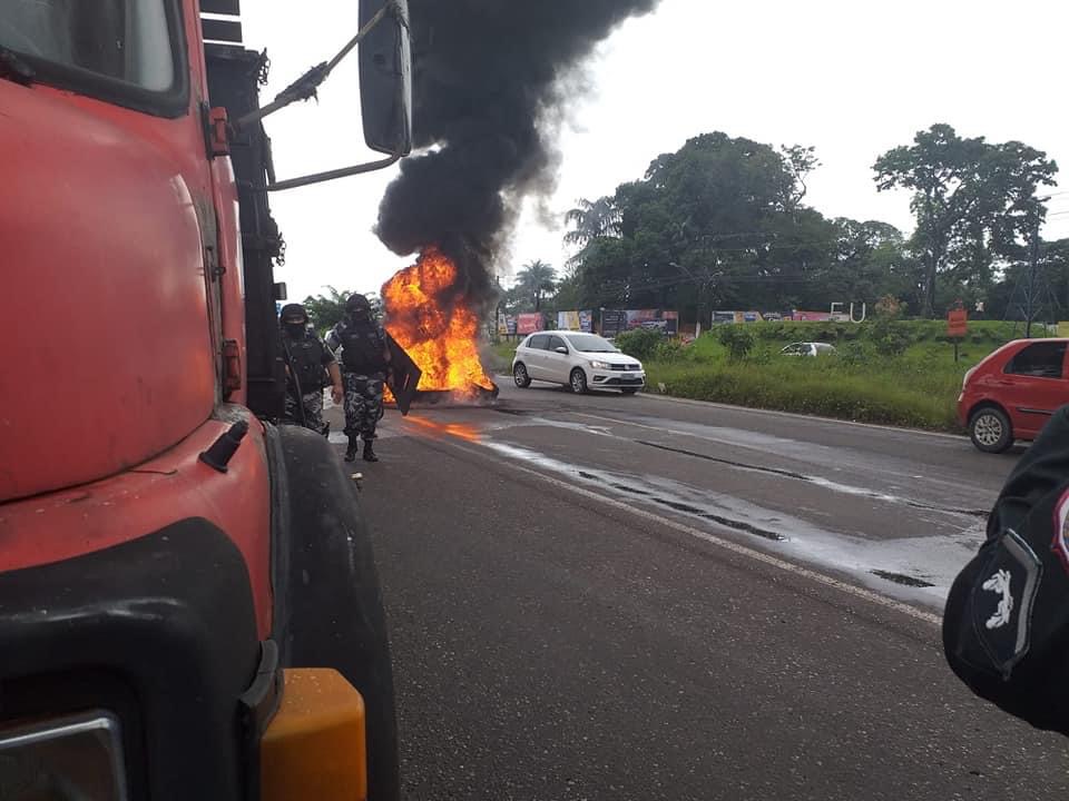 Br316 é fechada por constantes aumentos do combustível