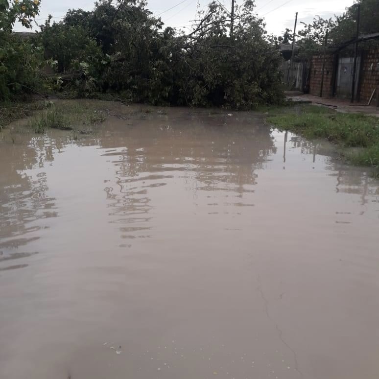 Chuva forte provoca prejuízos na tarde deste sábado em Outeiro, distrito de Belém