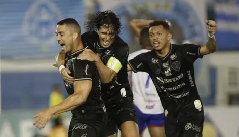 Paysandu joga melhor, vence Bragantino e se classifica para a semifinal do Parazão